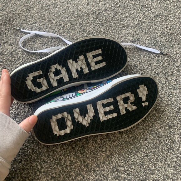 Exclusive Super Mario Vans, worn once - Picture 3 of 4